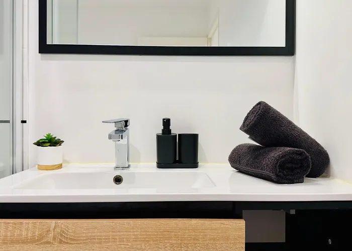 La Parenthese Moderne - Parking - Wifi Apartment