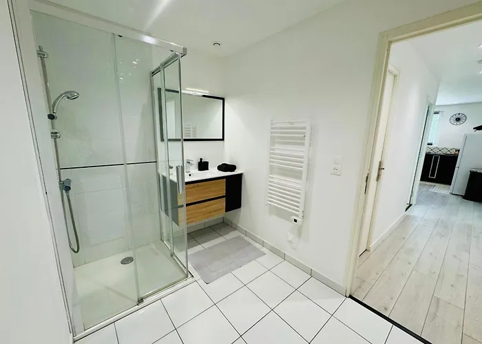 La Parenthese Moderne - Parking - Wifi Apartment *